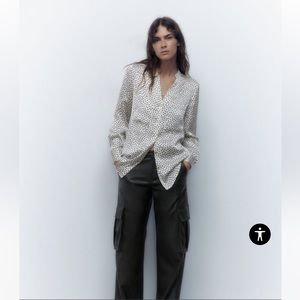 SATIN EFFECT POLKA DOT SHIRT